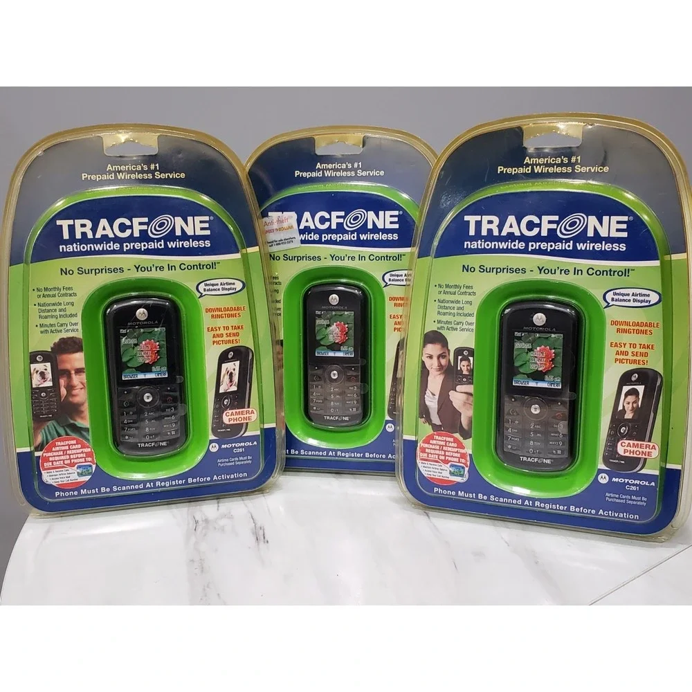 Lot 3 Motorola C261 TracFone Prepaid Wireless Camera Phone Black 2G Color Screen